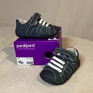 Pediped Jake Navy Velcro Sneakers 5 US